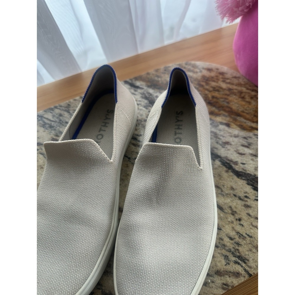 Rothys the Loafer‎ Women's Size 8.5 Cream Colored Great Transition For Spring